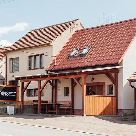 Penzion Vinarstvi W18 Velké Bílovice 외부 사진
