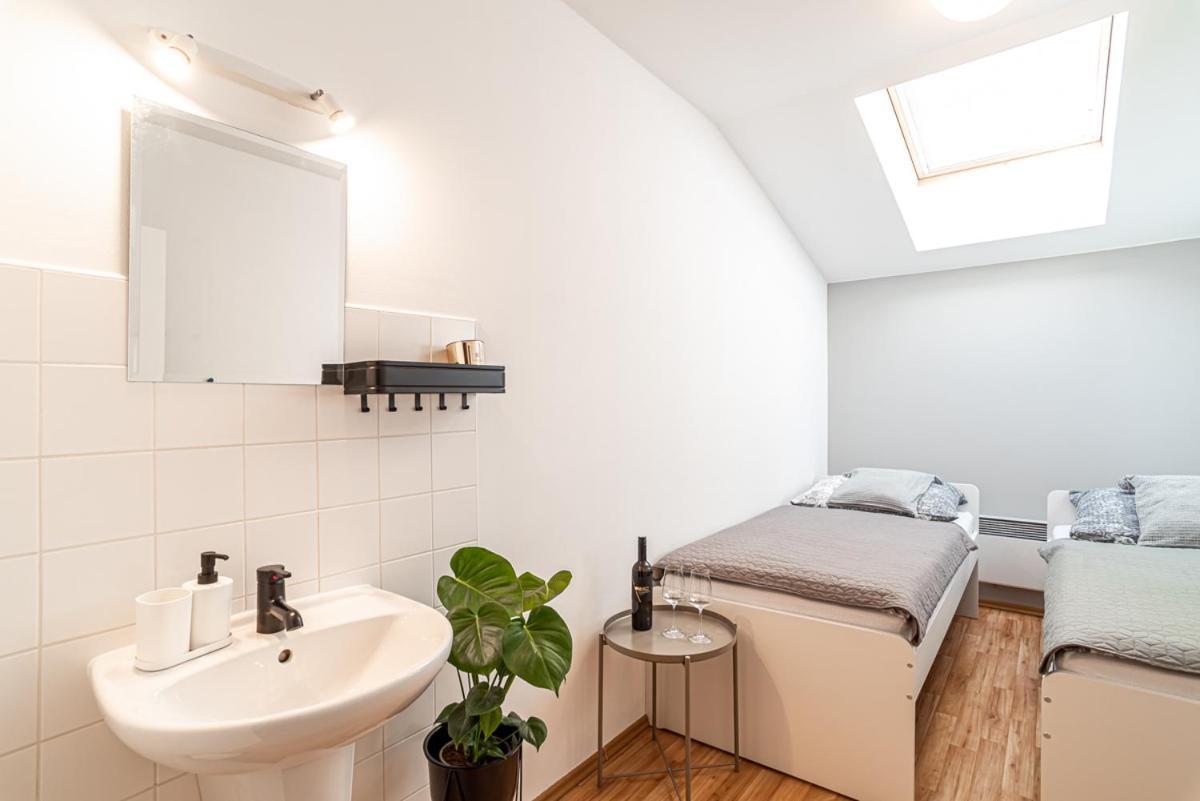 Penzion Vinarstvi W18 Velké Bílovice 외부 사진