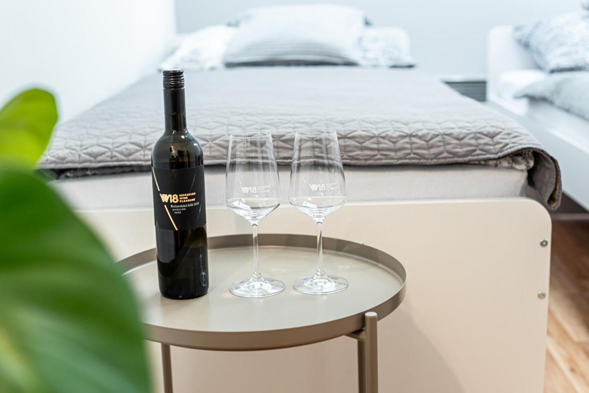 Penzion Vinarstvi W18 Velké Bílovice 외부 사진