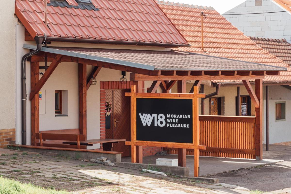 Penzion Vinarstvi W18 Velké Bílovice 외부 사진